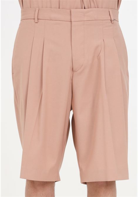 Powder pink pleated bermuda shorts for men IM BRIAN | BE2864CIPRIA